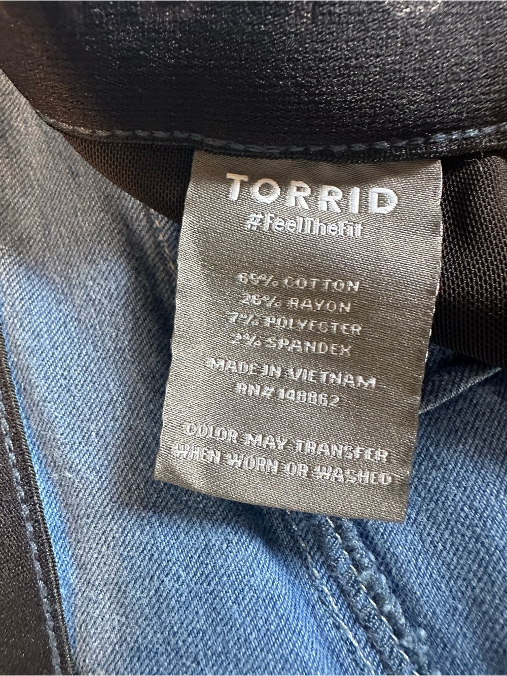 Torrid Premium Stretch Bombshell Skinny Jeans. Sz. 16R - Picture 8 of 12